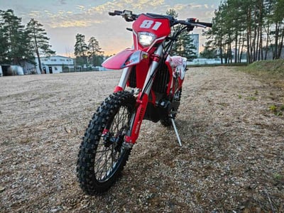 купить Мотоцикл кроссовый эндуро REGULMOTO Holeshot Red Edition в Казани - фото 