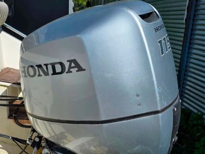 4х-тактный лодочный мотор HONDA BF115 JLDU Б/У в Новосибирске