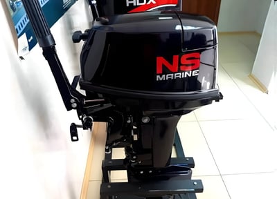 купить 2х-тактный лодочный мотор NISSAN MARINE NS 15 B S Б/У в Новосибирске - фото 