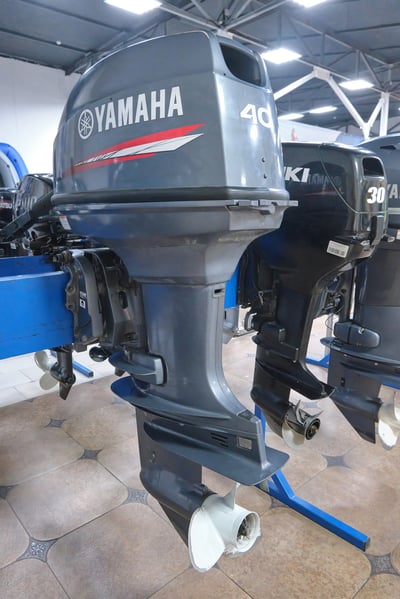 купить 2х-тактный лодочный мотор YAMAHA 40XWS Б/У в Бахчисарае - фото 