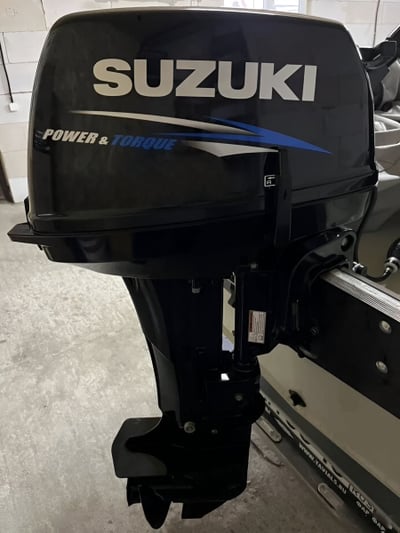 2х-тактный лодочный мотор SUZUKI DT9.9AS Б/У в Новосибирске