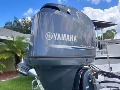2х-тактный лодочный мотор YAMAHA E115AETL Б/У в Новосибирске