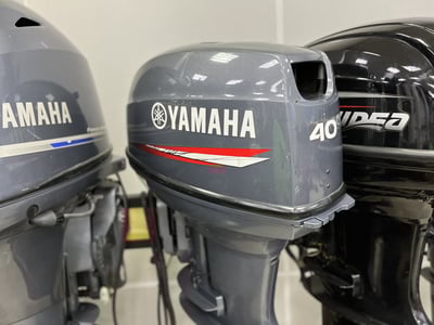 купить 2х-тактный лодочный мотор YAMAHA 40XWS Б/У в Бахчисарае - фото 