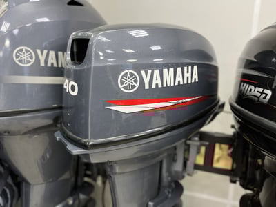 купить 2х-тактный лодочный мотор YAMAHA 40XWS Б/У в Бахчисарае - фото 