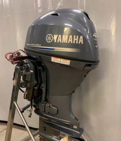 4х-тактный лодочный мотор YAMAHA F40FETL Б/У в Братске