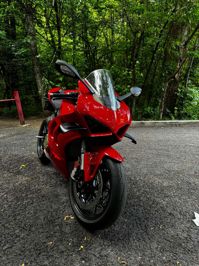 купить Мотоцикл  Ducati Panigale V4 БУ в Перми - фото 
