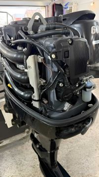 купить 4х-тактный лодочный мотор SUZUKI DF60ATL Б/У в Вологде - фото 
