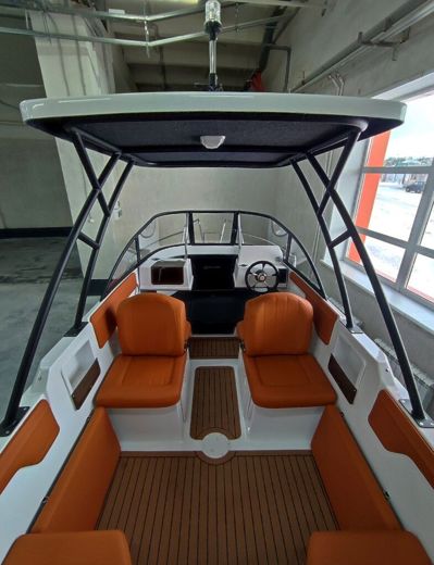 купить Катер-лодка алюминиевая BOSSFORR 580 BIMINI Сочи - фото 