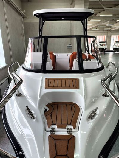 купить Катер-лодка алюминиевая BOSSFORR 580 BIMINI Сочи - фото 