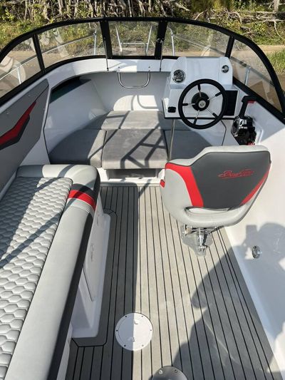 купить Катер-лодка алюминиевая BOSSFORR 580 BIMINI Сочи - фото 