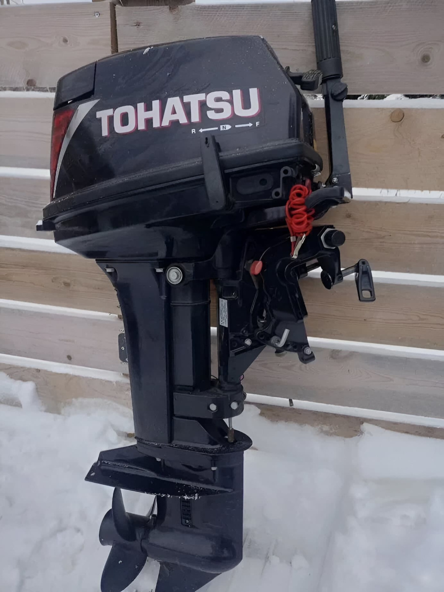 купить 2х-тактный лодочный мотор TOHATSU M15 S Б/У в Новосибирске - фото 