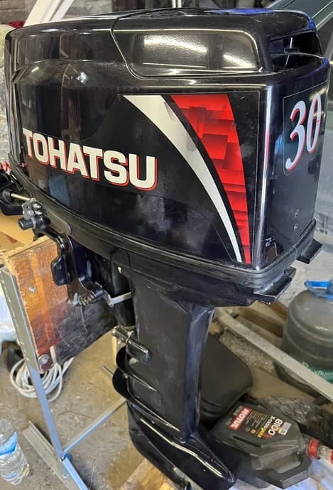 купить 2х-тактный лодочный мотор TOHATSU M30H S Б/У в Магнитогорске - фото 
